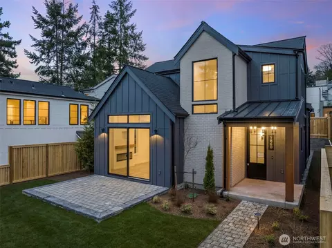 1860 1st St, Kirkland, WA 98033