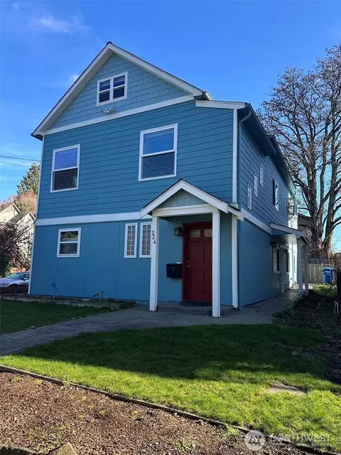 234 21st Ave E, Seattle, WA 98112