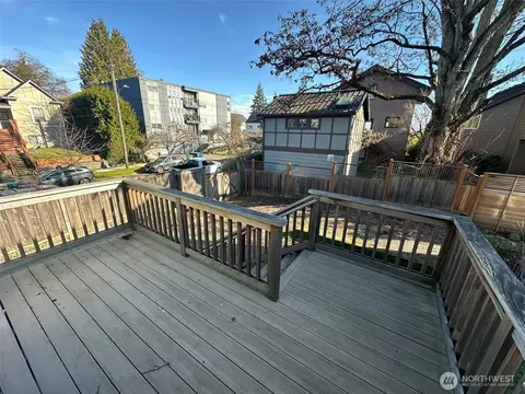 234 21st Ave E, Seattle, WA 98112 photo 17