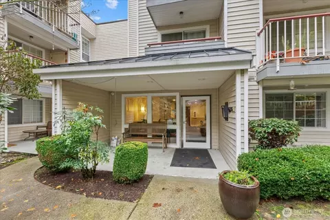 132 NE 95th St #B309, Seattle, WA 98115