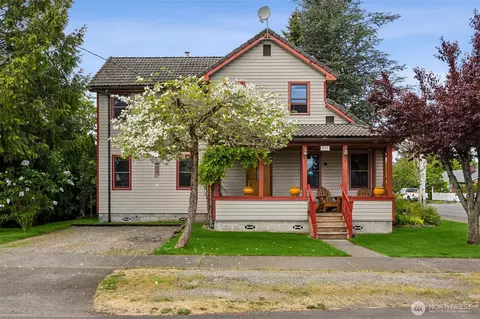 311 S Perkins St, Buckley, WA 98321