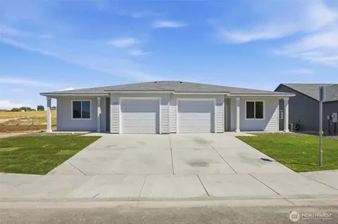 306 Poplar St, Royal City, WA 99357