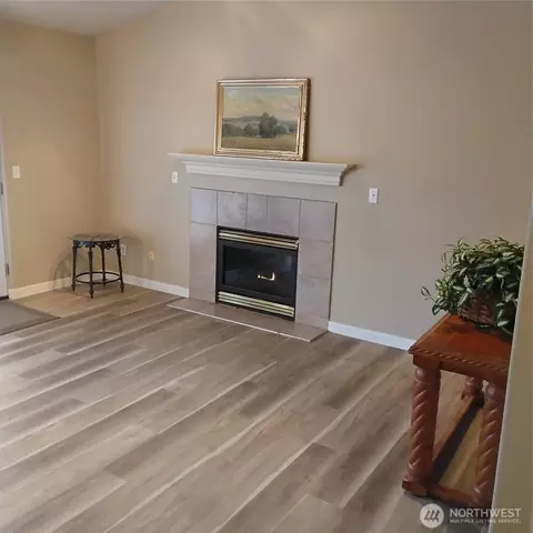 Living - 308 Callendar St NW, Orting, WA 98360 photo 2 of 2