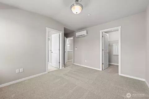 Bedroom - 7027 Rainier Dr #E, Everett, WA 98203 photo 5 of 5