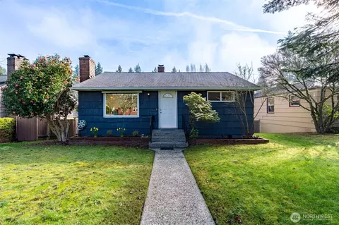 3828 48th Ave SW, Seattle, WA 98116