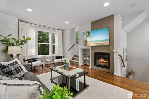 23000 NE 8th St #C3, Sammamish, WA 98074