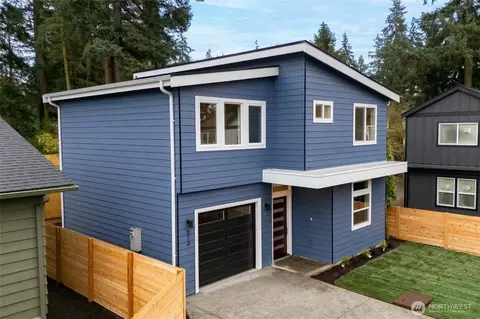513 NE 123rd St, Seattle, WA 98125
