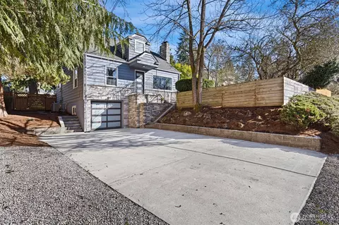 12046 12th Ave NE, Seattle, WA 98125