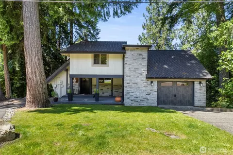 12995 Lake Shore Dr NW, Poulsbo, WA 98370