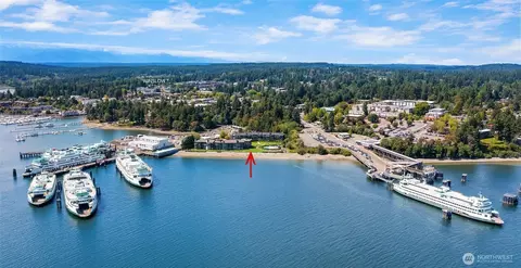 428 Harborview Dr SE #121, Bainbridge Island, WA 98110