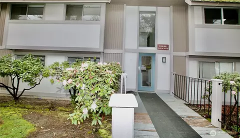 4601 SW 320th St #Q5, Federal Way, WA 98023