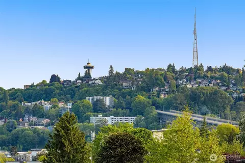 4416 Midvale Ave N, Seattle, WA 98103