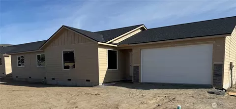 157 Salmon Dr, Wenatchee, WA 98801