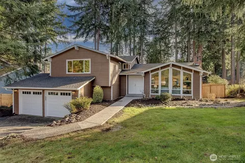 11725 NE 102nd Pl, Kirkland, WA 98033