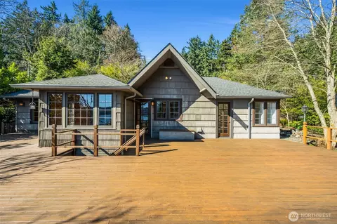 4514 Ferncroft Rd, Mercer Island, WA 98040