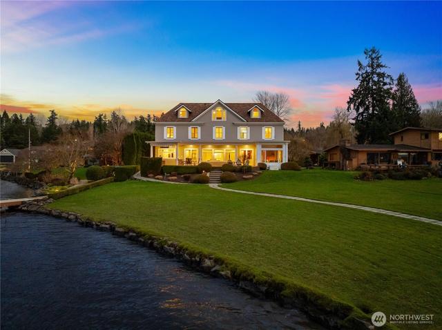 649 E Lake Sammamish Pkwy SE, Sammamish, WA 98074