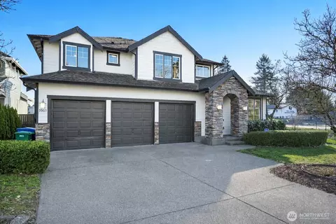 3903 NE 21st St, Renton, WA 98056