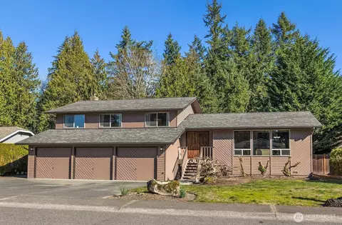 14402 151st Pl SE, Renton, WA 98059
