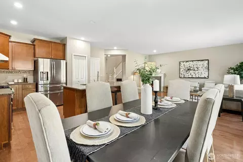 Dining - 3301 176th Pl SE, Bothell, WA 98012 photo 2 of 3