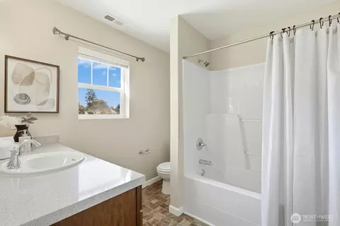 Bath - 3301 176th Pl SE, Bothell, WA 98012 photo 3 of 3