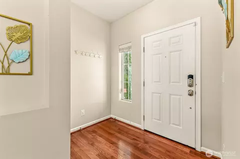 Entry Way - 3933 178th Pl SE, Bothell, WA 98012 photo 1 of 4