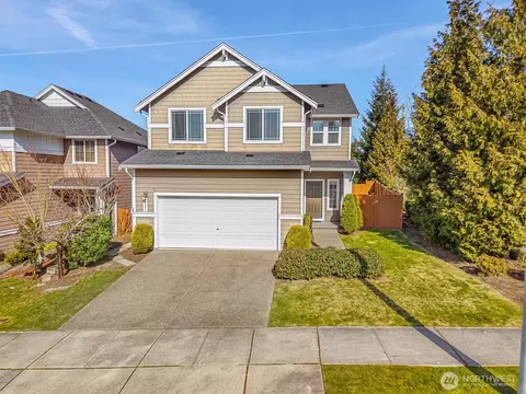 Exterior - 3933 178th Pl SE, Bothell, WA 98012 photo 2 of 4