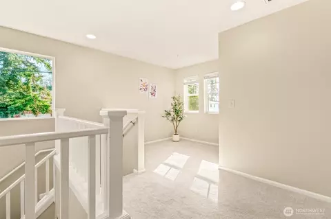 Entry Way - 3933 178th Pl SE, Bothell, WA 98012 photo 4 of 4