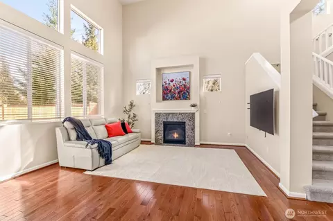 Living - 3933 178th Pl SE, Bothell, WA 98012 photo 2 of 6