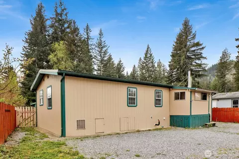 6245 Laurel Pl, Maple Falls, WA 98266 photo 3