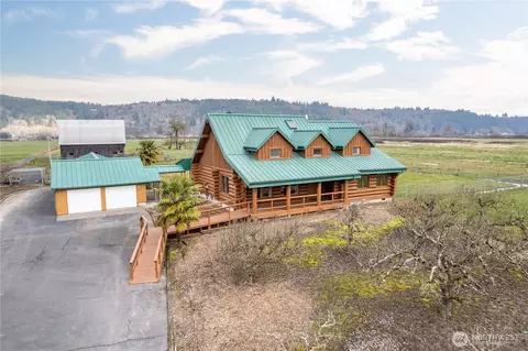 6946 Willow Grove Rd, Longview, WA 98632