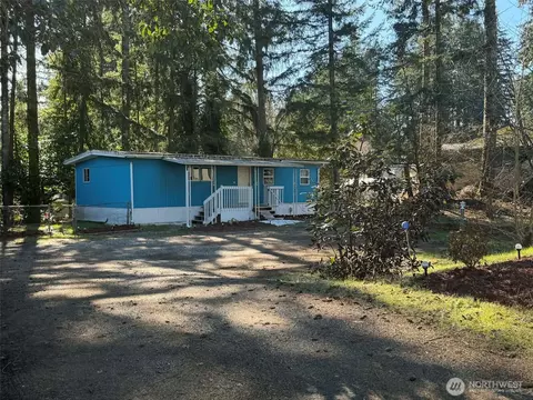 591 NE Larson Blvd, Belfair, WA 98528