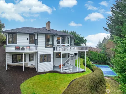 5403 154th Ave SE, Bellevue, WA 98006