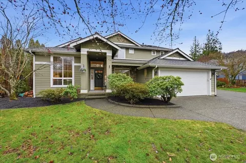 385 SE 12th Pl, North Bend, WA 98045