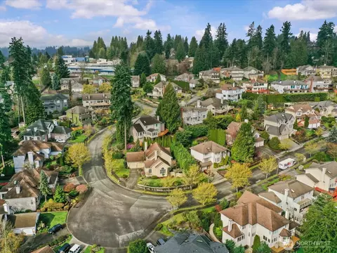 View/Area - 19607 110th Pl NE, Bothell, WA 98011 photo 1 of 2