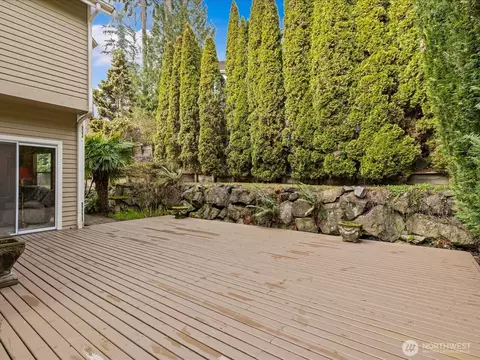 Exterior - 19607 110th Pl NE, Bothell, WA 98011 photo 6 of 7