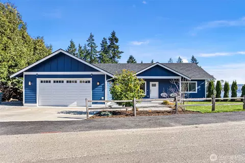 3040 Classic Ave NE, Bremerton, WA 98310