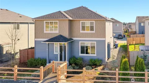 6618 284th St NW, Stanwood, WA 98292