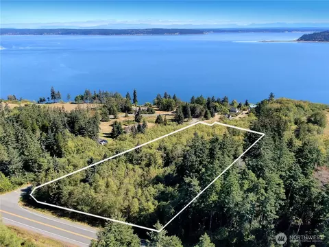 0 Leaf Ln, Greenbank, WA 98239