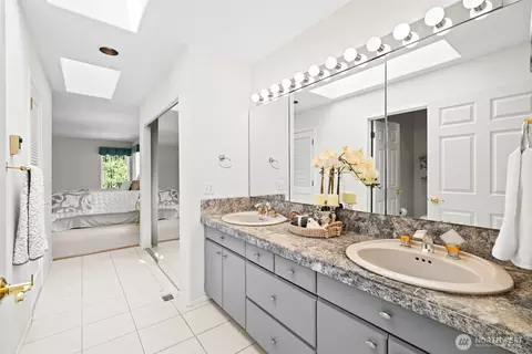 Bath - 151 Hilltop Dr, Sequim, WA 98382 photo 3 of 4