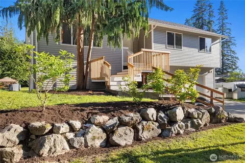 18128 115th St NE, Granite Falls, WA 98252