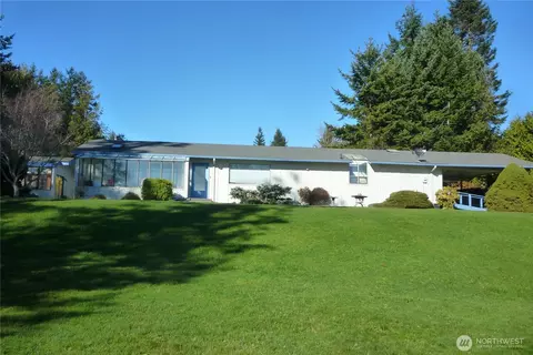 180 Stonehaven Ln, Sequim, WA 98382
