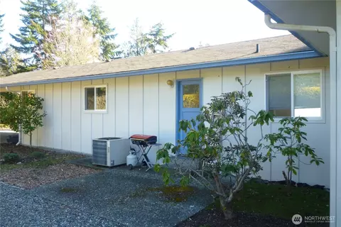 Exterior - 180 Stonehaven Ln, Sequim, WA 98382 photo 4 of 16