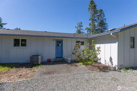 Exterior - 180 Stonehaven Ln, Sequim, WA 98382 photo 15 of 16