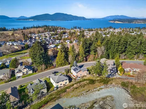 2307 Antone Way, Anacortes, WA 98221