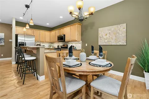 Dining - 16116 35th Park SE, Bothell, WA 98012 photo 2 of 2