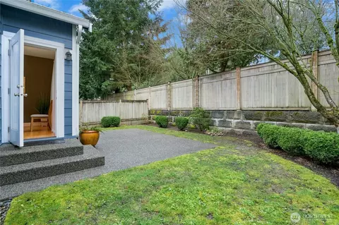 Exterior - 16116 35th Park SE, Bothell, WA 98012 photo 3 of 3