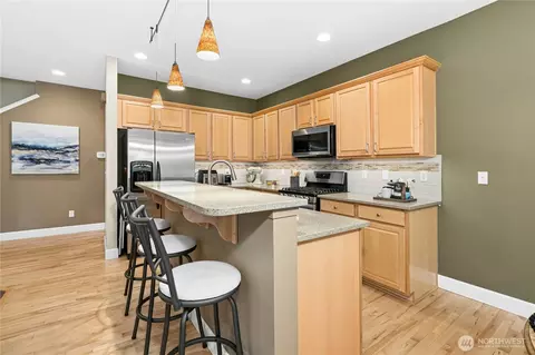 Kitchen - 16116 35th Park SE, Bothell, WA 98012 photo 2 of 6