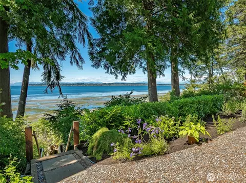 6955 Birch Bay Dr, Blaine, WA 98230