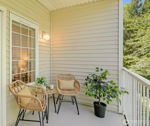 Exterior - 12105 NE 171st Pl #A202, Bothell, WA 98011 photo 3 of 4