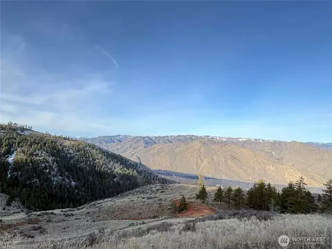 0 Nn Miracle Rd, East Wenatchee, WA 98802